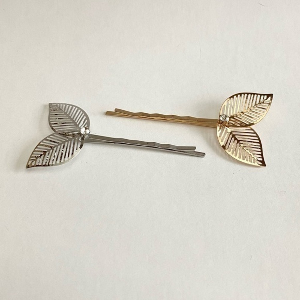 Woman | Metallic Hair Pins with Leaf Design | Set of 2